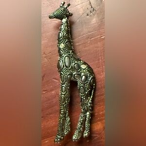 Bronze Giraffe Brooch